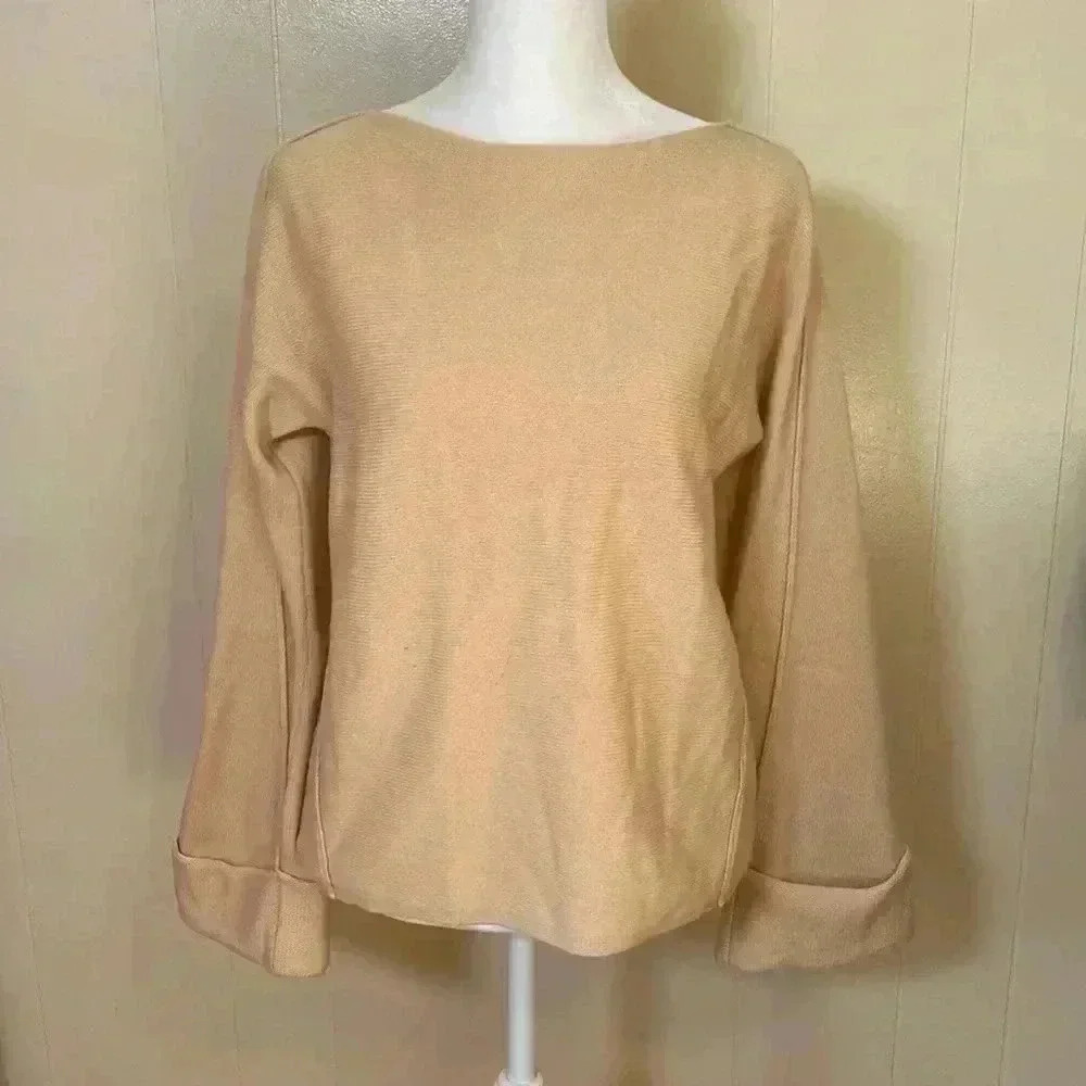 Vince Cashmere & Wool Blend XS Sweater with Boat Neck Collar & Cuffed Sleeves.